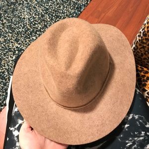 Tan J Crew hat